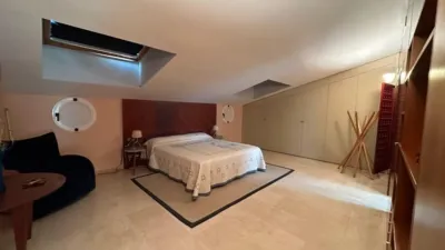 Penthouse on Gran Via de les Germanies photo 17