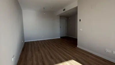 Piso en alquiler en Calle de Dulce Chacón - Imagen 3