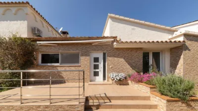 Chalet on Carrer Falconera photo 18