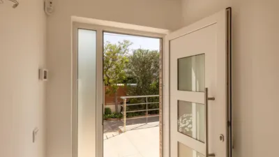 Chalet on Carrer Falconera photo 19