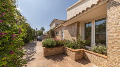 Chalet on Carrer Falconera photo 20