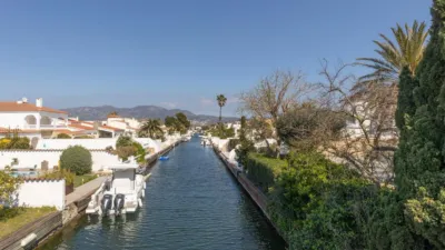Chalet on Carrer Falconera photo 39