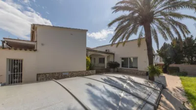 Chalet on Carrer Falconera photo 42