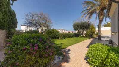 Chalet on Carrer Falconera photo 58