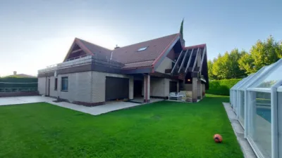 Chalet en venta en Avenida del Boecillo, 74, Boecillo de 750.000 €