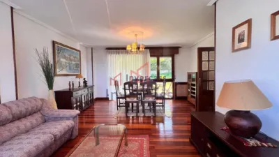 Chalet en calle Islares photo 4