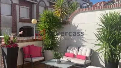 Terraced house on Aureliano Linares Rivas Street photo 9