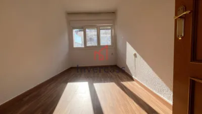Apartment on Calle del Siglo XX photo 14