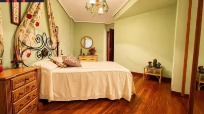 Apartment on Ataulfo Argenta Street photo 13