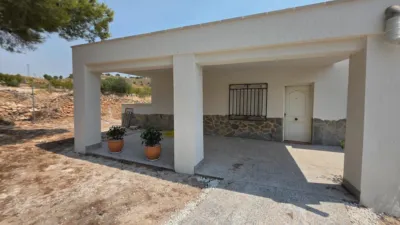 Chalet on Calle Solana La, No. 66 photo 3