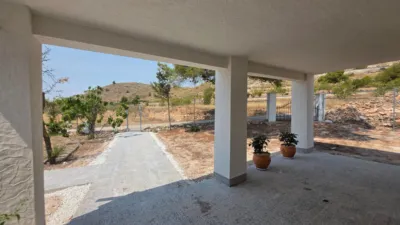 Chalet on Calle Solana La, No. 66 photo 4
