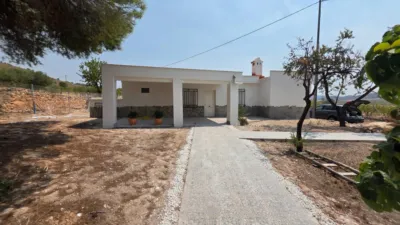 Chalet on Calle Solana La, No. 66 photo 6