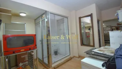 Local comercial en venta en Avenida Santiago Bernabeu - More