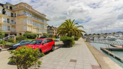 Ático en alquiler en Puerto Deportivo Raos, Maliaño (Camargo) de 1.600 €<span>/mes</span>