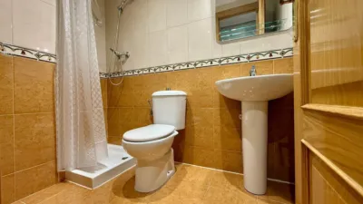 Piso en alquiler en Calle del Padre Manjón, cerca de Calle de Levante, Las Flores-San Isidro-Pajarillos (Valladolid Capital) de 700 €<span>/mes</span>