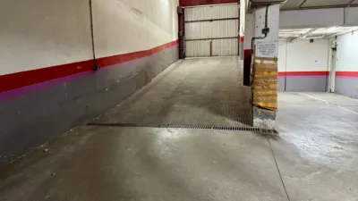 Piso en alquiler en Calle del Padre Manjón, cerca de Calle de Levante, Las Flores-San Isidro-Pajarillos (Valladolid Capital) de 700 €<span>/mes</span>