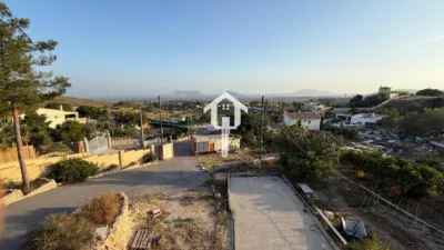 Chalet on Avenida del Pla Olivera photo 3