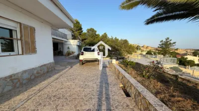 Chalet on Avenida del Pla Olivera photo 71