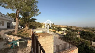 Chalet on Avenida del Pla Olivera photo 88