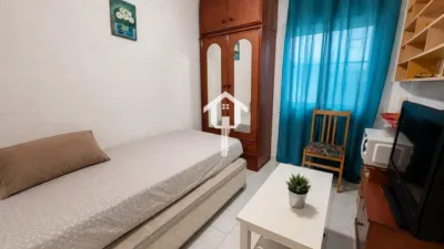 Flat on Calle Músico Alfosea photo 8