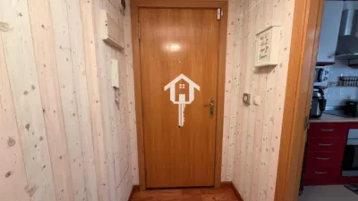 Apartment on Calle de la Virgen del Puig photo 2