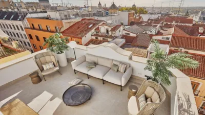 Penthouse on Calle de Leganitos photo 11