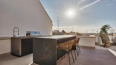 Penthouse on Calle de Leganitos photo 15