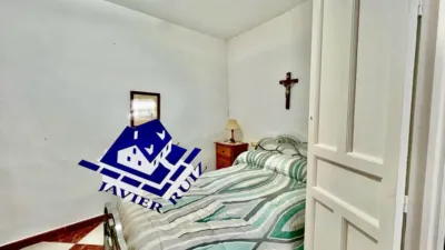 Casa rústica en venta en Avenida de la Constitución, 97, cerca de Calle de la Albuera - Más