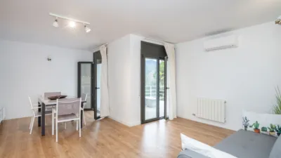 Piso en alquiler en Calle Veinat Dels Termes, Llorà (Sant Martí de Llémena) de 1.400 €<span>/mes</span>