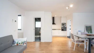 Piso en alquiler en Calle Veinat Dels Termes, Llorà (Sant Martí de Llémena) de 1.400 €<span>/mes</span>