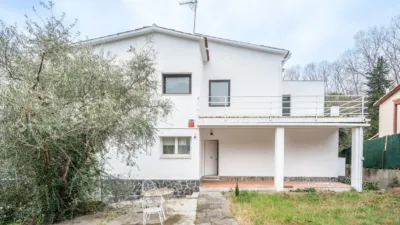 Piso en alquiler en Calle Veinat Dels Termes, Llorà (Sant Martí de Llémena) de 1.400 €<span>/mes</span>