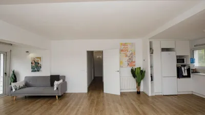 Chalet en alquiler en Calle Veinat Dels Termes, Llorà (Sant Martí de Llémena) de 1.400 €<span>/mes</span>