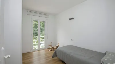 Chalet en alquiler en Calle Veinat Dels Termes, Llorà (Sant Martí de Llémena) de 1.400 €<span>/mes</span>