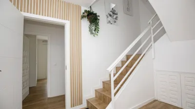 Chalet en alquiler en Calle Veinat Dels Termes, Llorà (Sant Martí de Llémena) de 1.400 €<span>/mes</span>