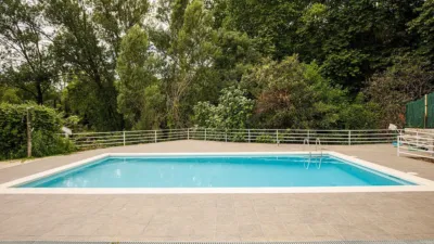 Chalet en alquiler en Calle Veinat Dels Termes, Llorà (Sant Martí de Llémena) de 1.400 €<span>/mes</span>