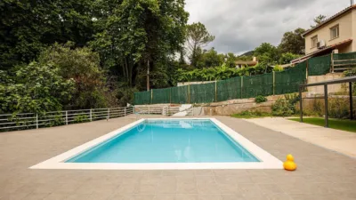 Chalet en alquiler en Calle Veinat Dels Termes, Llorà (Sant Martí de Llémena) de 1.400 €<span>/mes</span>