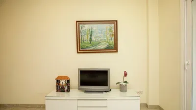 Piso en alquiler en Plaça de Rafael Alberti, Fontajau-Domeny-Taialà (Girona Capital) de 1.500 €<span>/mes</span>