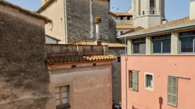 Piso en alquiler en Carrer Francesc Samsó, Barri Vell (Girona Capital) de 1.800 €<span>/mes</span>