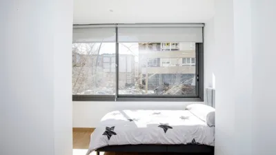 Piso en alquiler en Carrer de la Creu, Eixample-Centre (Girona Capital) de 2.600 €<span>/mes</span>