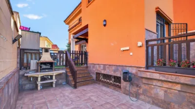 Casa pareada en calle Maestro Rafael de León photo 15