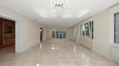 Chalet en alquiler en Calle de Rodríguez Jaén - Imagen 3