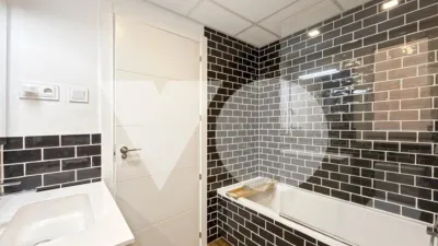 Apartment on Calle de Alfredo Marquerie photo 27