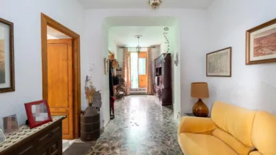 House on Enrique Agredano Street photo 14