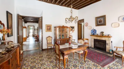 House on Enrique Agredano Street photo 42