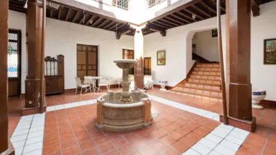 House on Enrique Agredano Street photo 5