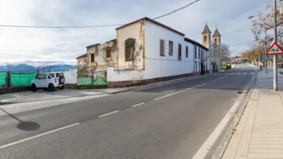 Semi-detached house on Calle Real del Fargue photo 2