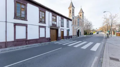 Semi-detached house on Calle Real del Fargue photo 5