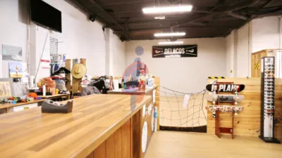 Local comercial en venta en Carrer de Vicente Blasco Ibáñez, 66, cerca de Avinguda Cervantes - Més