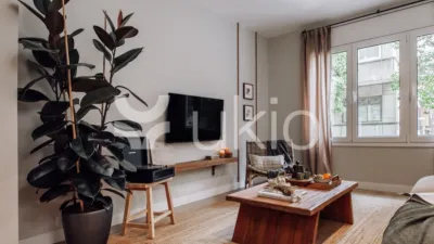Piso en alquiler en Carrer de Pàdua, El Putxet-El Farró (Distrito Sarrià-Sant Gervasi. Barcelona Capital) de 3.130 €<span>/mes</span>