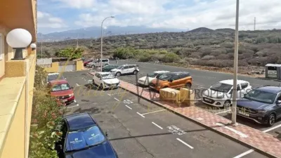 Apartamento en venta en Calle Chasna, Costa del Silencio-Las Galletas (Arona) de 215.000 €